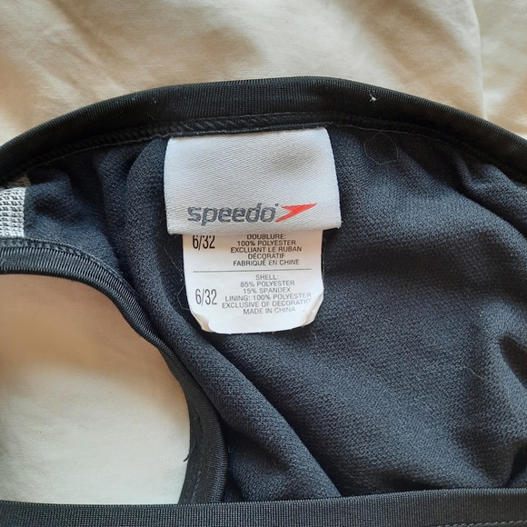 Maillot de bain de plongeon ou de sport - Picture 3 of 3